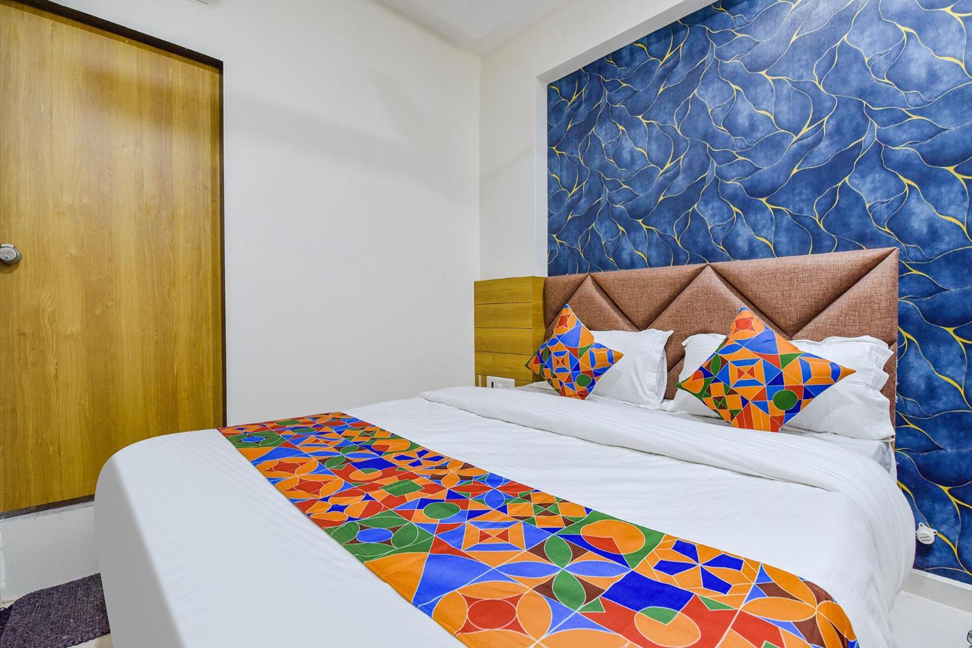 Hotel Green Tree أحمد أباد المظهر الخارجي الصورة