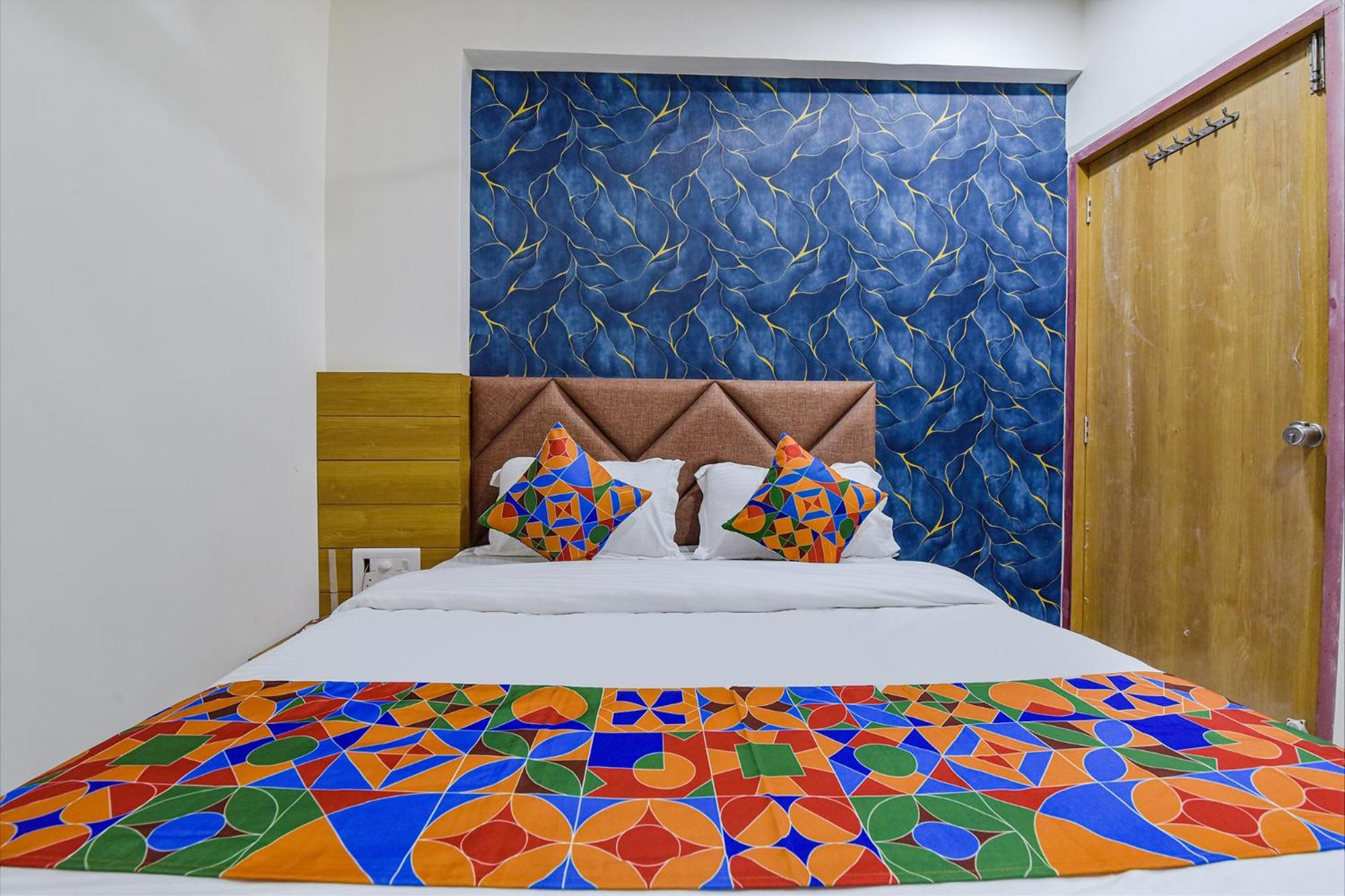 Hotel Green Tree أحمد أباد المظهر الخارجي الصورة